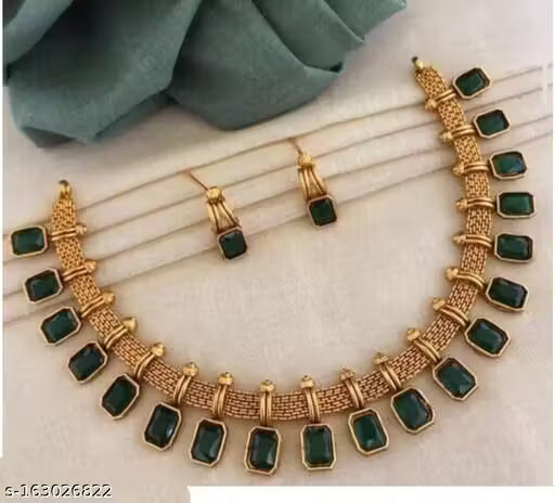WOMEN COPPER NECKLACE SET jewellery set